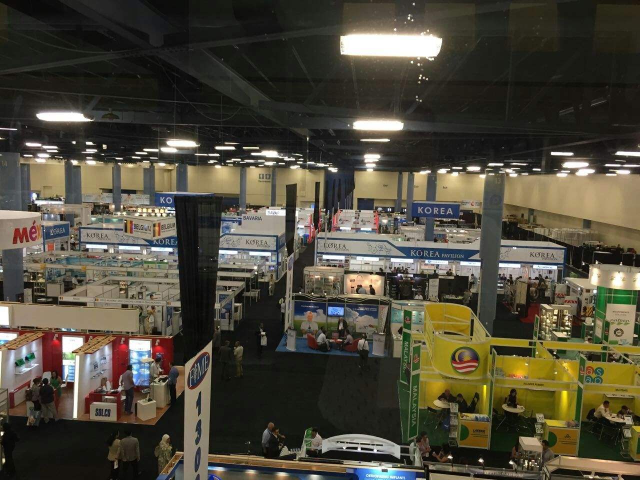 遇到新客戶時，千萬別急著介紹產(chǎn)品。